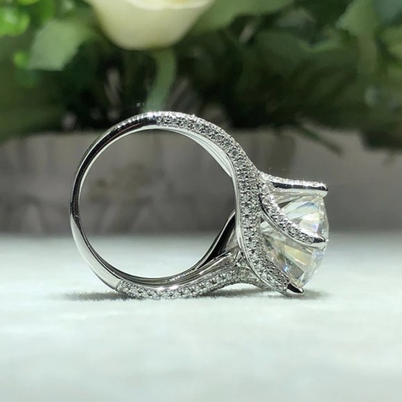 Certified 5ct. t.w. Moissanite Diamond Solitaire Luxury Engagement Ring NEW - Picture 9 of 12